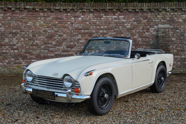 Afbeelding 1/50 van Triumph TR 250 (1968)