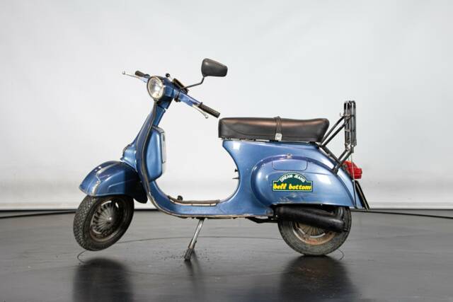 Image 1/30 de Piaggio Vespa 125 Primavera ET3 (1977)