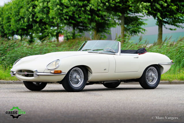 Bild 1/65 von Jaguar E-Type 3.8 Flat Floor (1961)