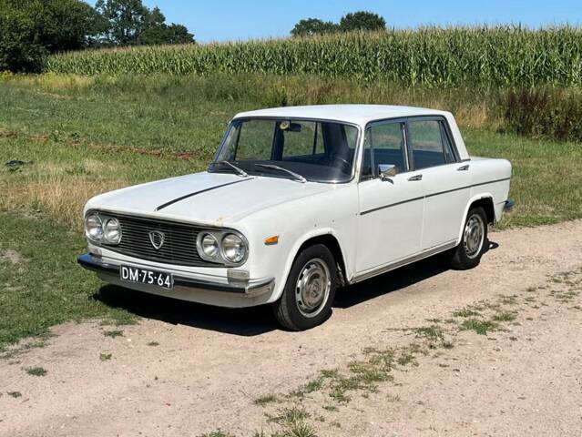 Image 1/8 of Lancia Fulvia (1970)