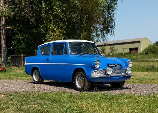 Bild 1/15 von Ford Anglia (1965)