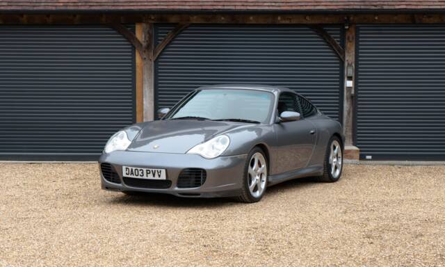 Bild 1/50 von Porsche 911 Carrera 4S (2003)