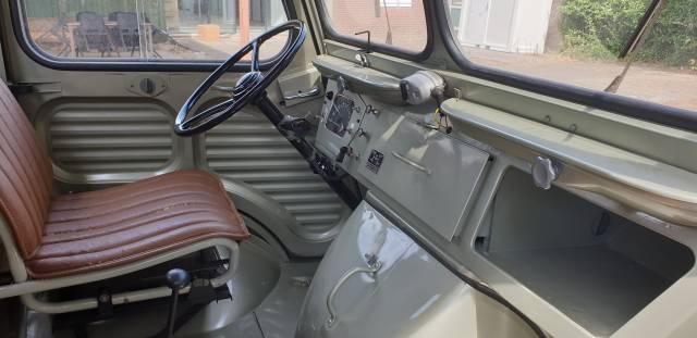 Image 1/43 of Citroën HY (1957)