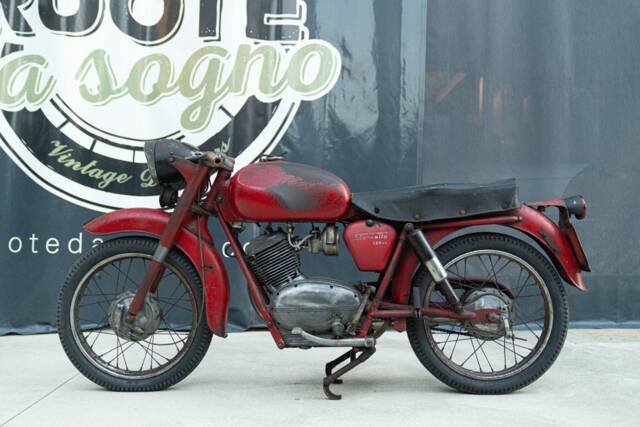 Image 1/25 of Moto Guzzi Stornello 125 (1961)