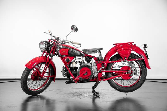 Image 1/42 of Moto Guzzi DUMMY (1956)
