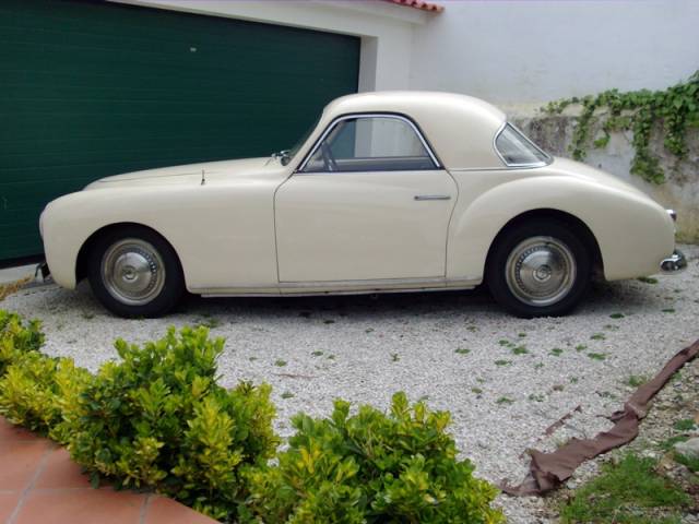 Image 1/14 of SIMCA 8 Sport (1952)