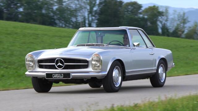 Bild 1/16 von Mercedes-Benz 280 SL (1970)