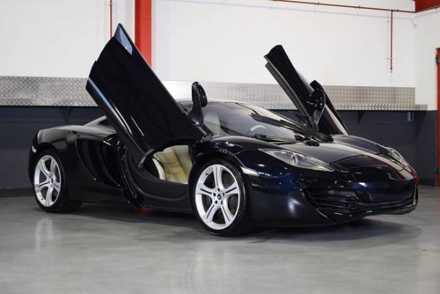 Immagine 1/9 di McLaren MP4-12C (2012)