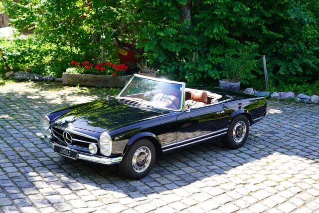 Image 1/11 of Mercedes-Benz 280 SL (1969)