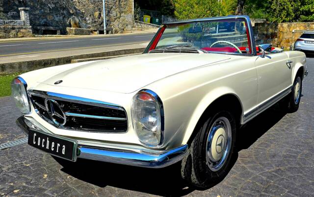 Image 1/34 of Mercedes-Benz 280 SL (1968)