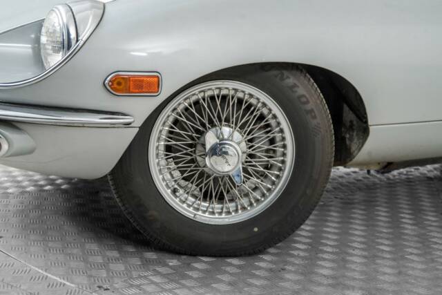 Image 1/47 de Jaguar E-Type (1969)