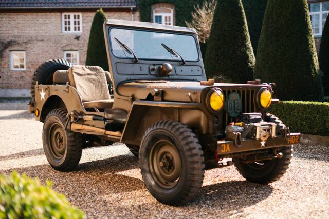 Image 1/13 of Willys Jeep M38 A1 (1952)