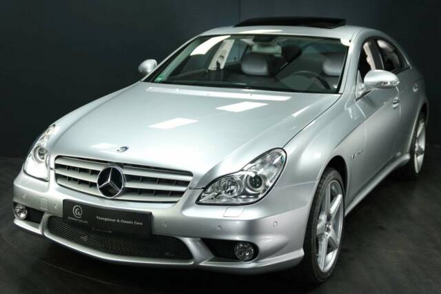 Image 1/30 of Mercedes-Benz CLS 55 AMG (2005)
