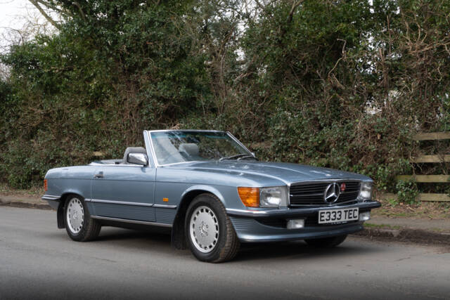 Image 1/27 of Mercedes-Benz 300 SL (1987)