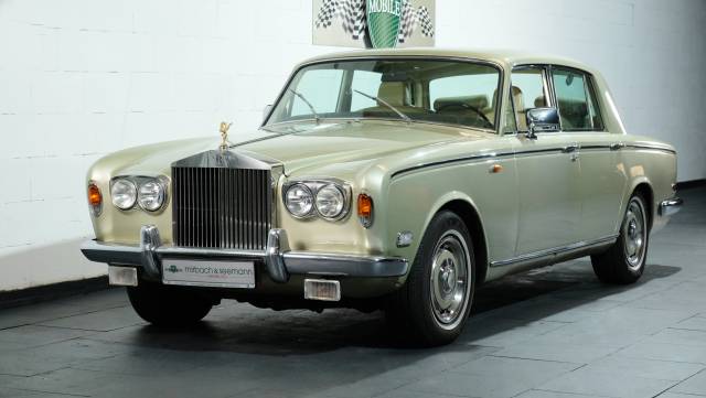 Image 1/19 of Bentley T 1 (1974)