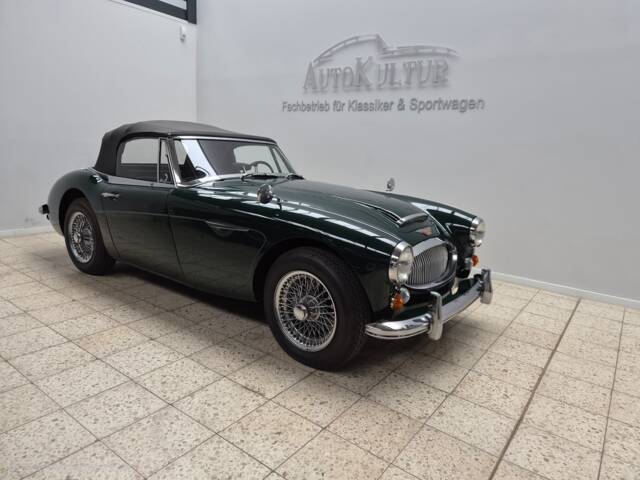 Image 1/17 de Austin-Healey 3000 Mk III (BJ8) (1966)