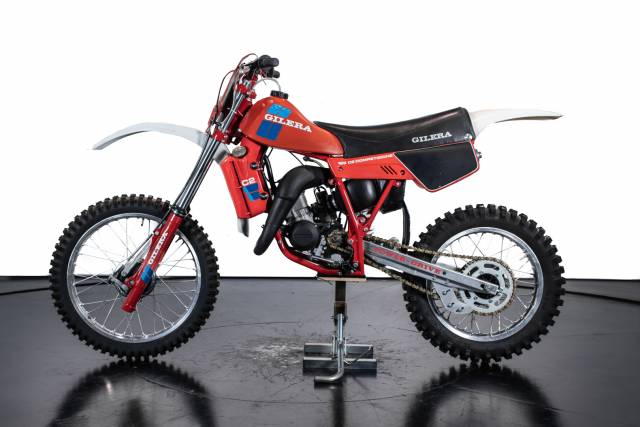 Image 1/23 de Gilera DUMMY (1982)