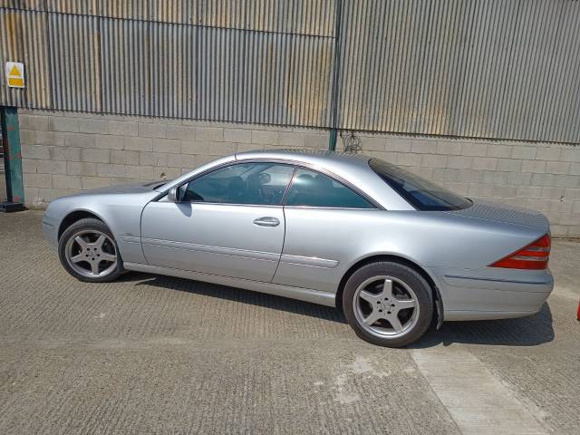 Bild 1/17 von Mercedes-Benz CL 500 (2002)