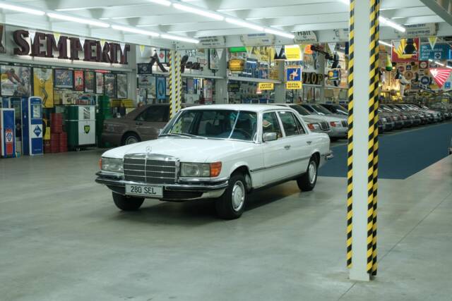 Image 1/50 de Mercedes-Benz 280 SEL (1978)