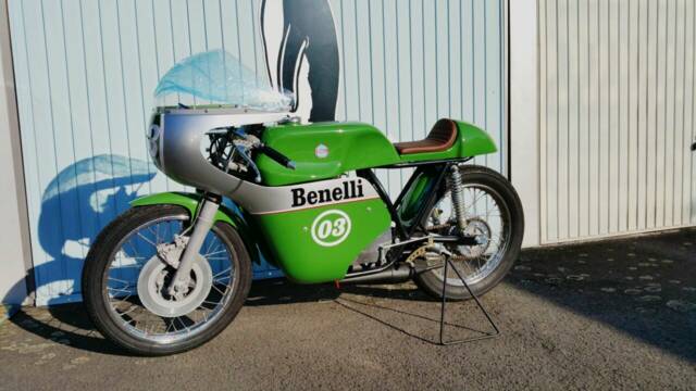 Image 1/25 of Benelli DUMMY (1976)