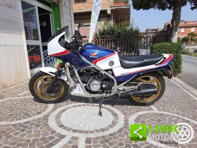 Imagen 1/20 de Honda DUMMY (1983)
