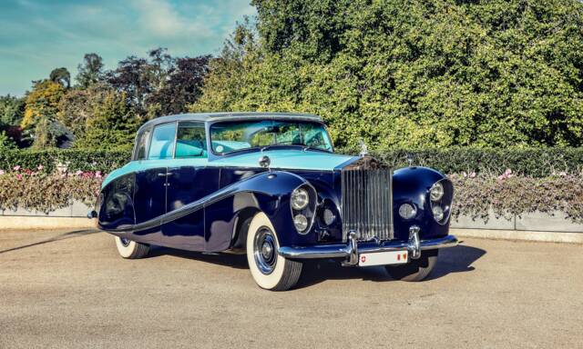 Image 1/45 of Rolls-Royce Silver Dawn (1956)