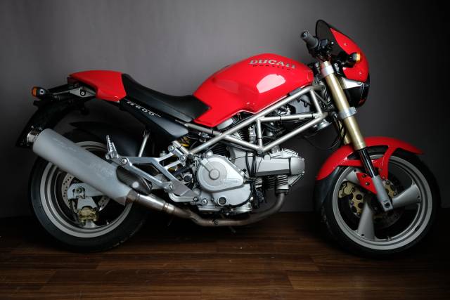 Imagen 1/12 de Ducati DUMMY (1994)