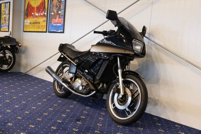 Bild 1/22 von Yamaha XZ 550 (1984)
