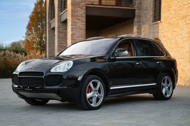 Immagine 1/50 di Porsche Cayenne Turbo (2005)