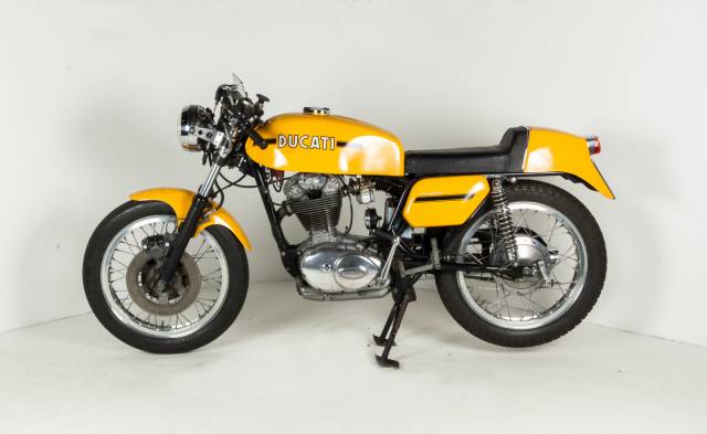 Afbeelding 1/13 van Ducati DUMMY (1974)