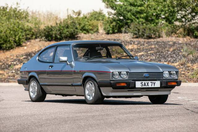 Bild 1/37 von Ford Capri 2,8i (1984)