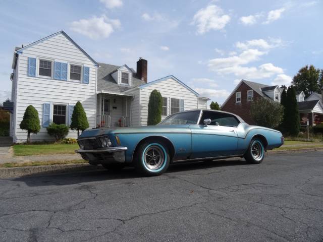 Image 1/8 of Buick Riviera (1971)