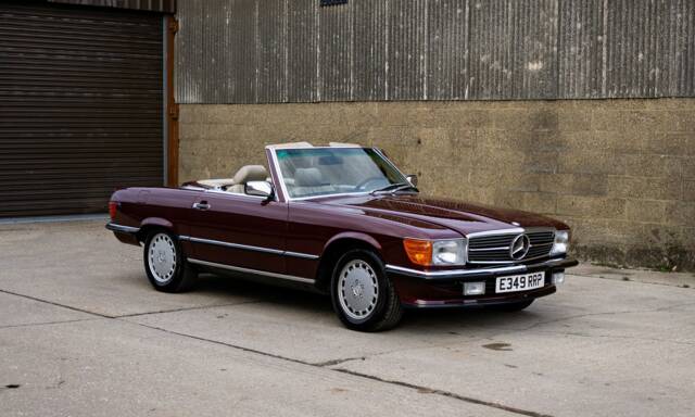 Image 1/21 of Mercedes-Benz 560 SL (1988)