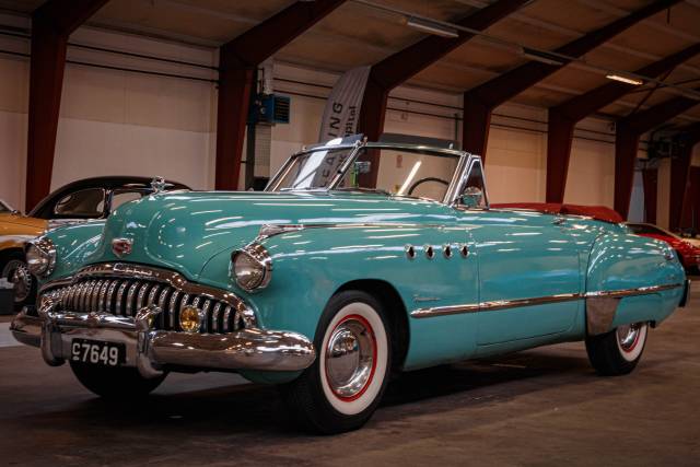 Image 1/48 of Buick Roadmaster (1949)