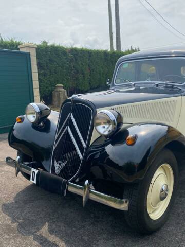 Immagine 1/6 di Citroën Traction Avant 11 BL (1953)