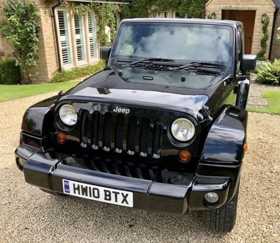Image 1/50 of Jeep Wrangler 3.8 (2010)