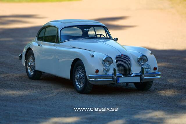 Image 1/17 of Jaguar XK 150 FHC (1959)