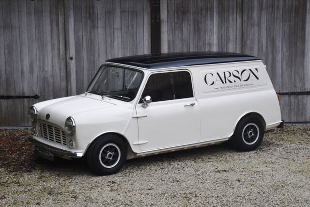 Image 1/34 of Austin Mini Van (1981)