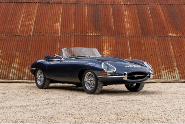 Image 1/27 de Jaguar Type E 4.2 (1965)