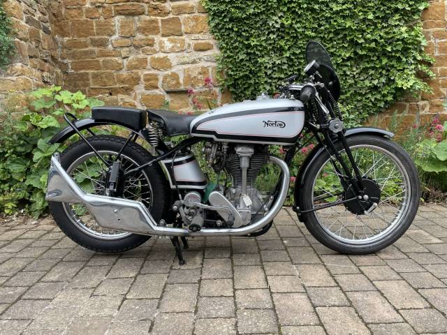 Bild 1/25 von Norton DUMMY (1939)
