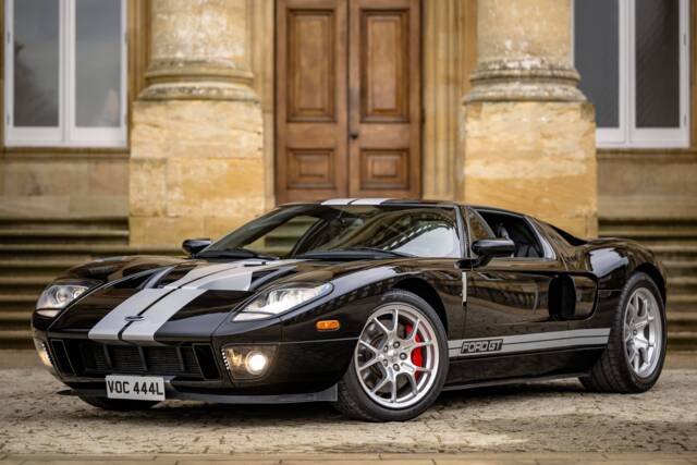 Image 1/8 of Ford GT (2006)