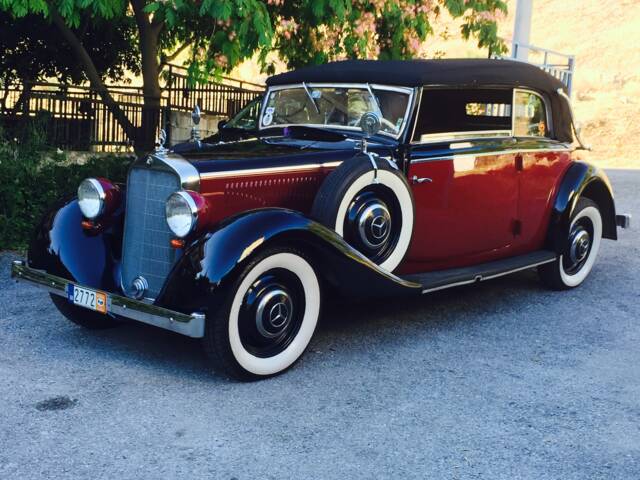 Image 1/4 of Mercedes-Benz 230 Cabriolet B (1937)