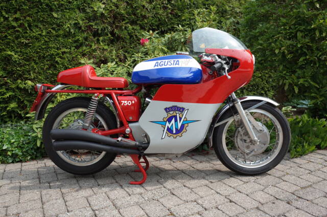 Immagine 1/36 di MV Agusta DUMMY (1972)