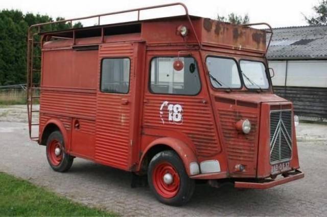 Image 1/25 of Citroën HY (1956)