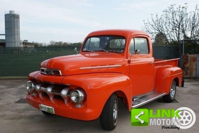 Image 1/10 of Ford F-1 (1951)
