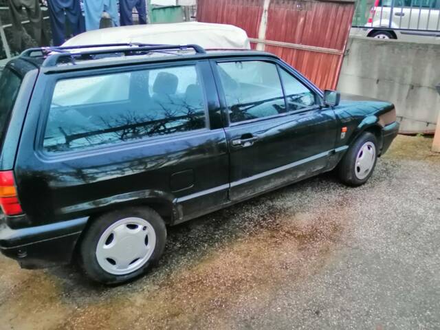 Imagen 1/9 de Volkswagen Polo II Coupe 1.0 (1994)