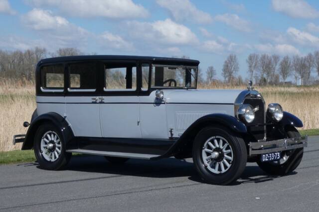 Imagen 1/32 de Locomobile 8-80 (1927)