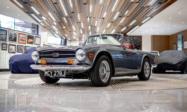Image 1/50 of Triumph TR 6 (1971)