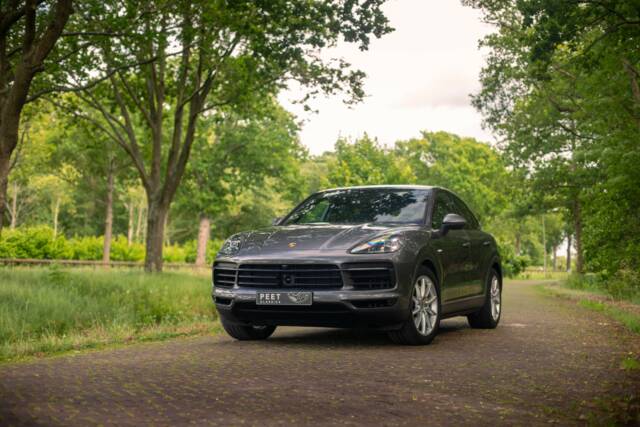 Image 1/21 of Porsche Cayenne Coupé E-Hybrid (2020)