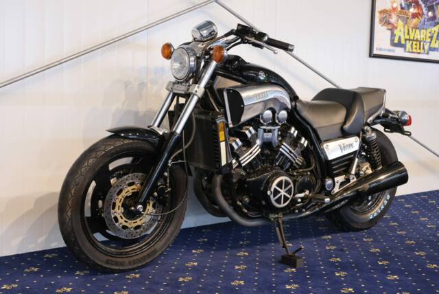 Bild 1/30 von Yamaha V-Max 1200 (1997)